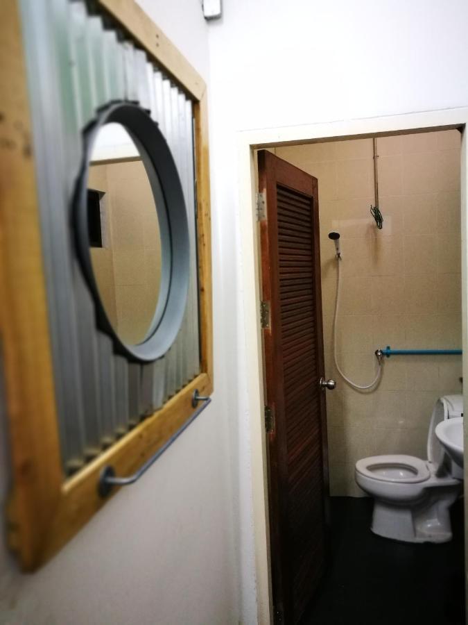 Pak Chong More Hostel Buitenkant foto