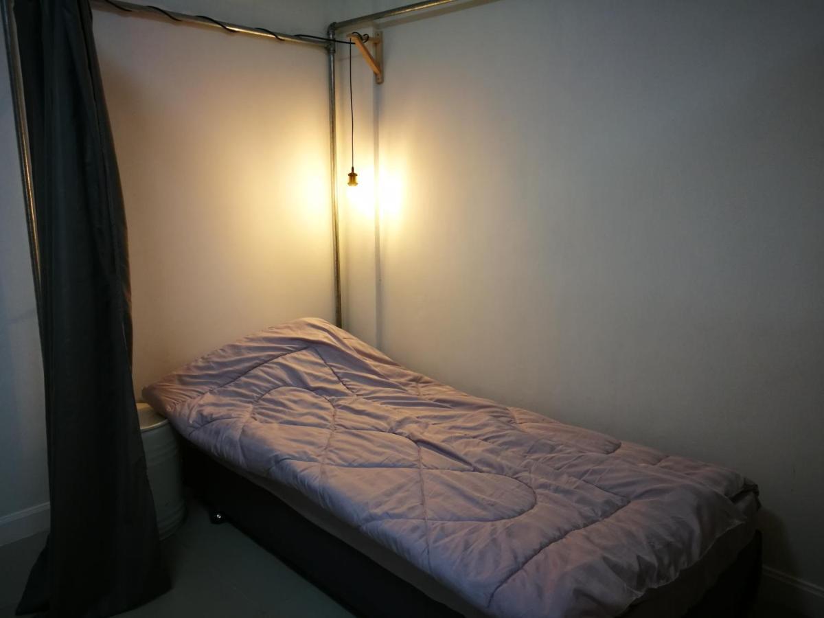 Pak Chong More Hostel Buitenkant foto