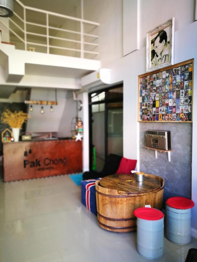 Pak Chong More Hostel Buitenkant foto