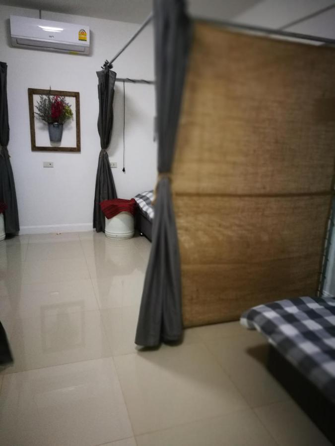 Pak Chong More Hostel Buitenkant foto